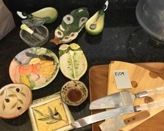 Lots of Small Serving Dishes, Wood Platter and Legacy Cheeseboard https://ctbids.com/#!/description/share/367429