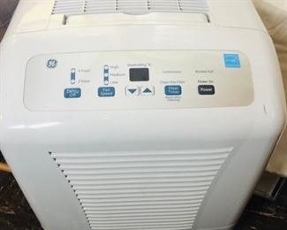  Dehumidifier https://ctbids.com/#!/description/share/368206
