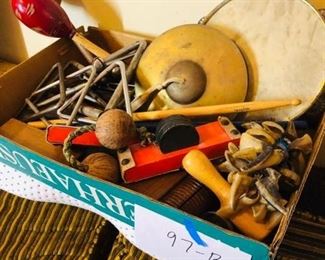 Box of Vintage Percussive Musical Instruments / Shakers https://ctbids.com/#!/description/share/368214