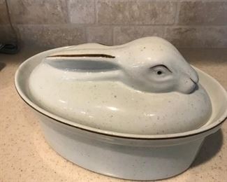$ 30.00 - Set of 2 Covered Dishes - 1- Bunny covered ceramic casserole / soup tureen and 1- Le Creuset 1.5 Qt. Enameled Cast covered dish 