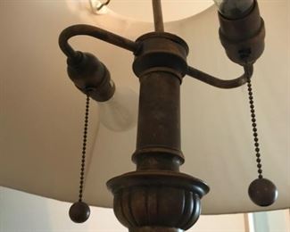 Vintage table lamp (2 bulb)
