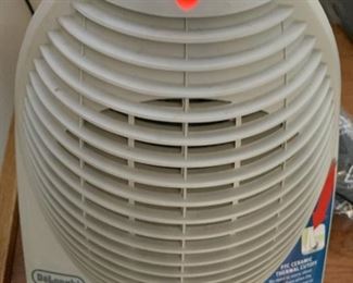 SEVERAL DELONGHI HEATERS