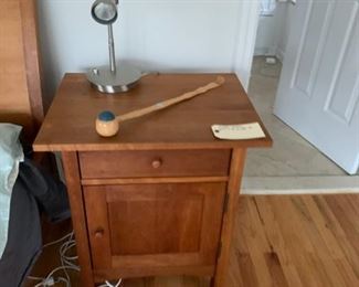 SCOTT JORDAN CLAVER ONE DRAWER NIGHTSTAND 21"WX18.75DX26.7 H SOID CHERRY WOOD. RETAIL $1090 EACH. PAIR AVAILABLE. OURS $275 EA. OR PAIR $450