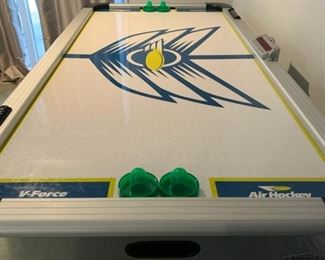 BRUNSWICK V-FORCE 7' AIR HOCKEY TABLE $500