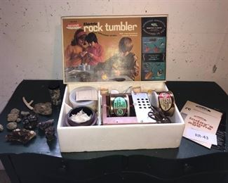 Lapidary Amethyst, Fossils, and Rock Tumbler