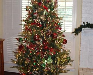 Pre Lite 8’ Christmas Tree