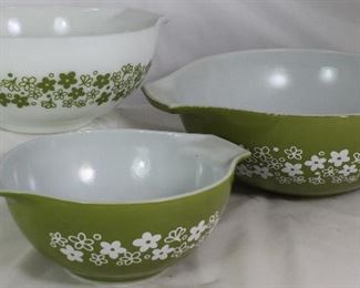 Vintage Pyrex “Crazy Daisy” Cinderella Bowls (Set of 3)