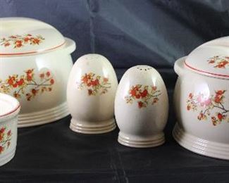 Universal Pottery Depression Era “Bittersweet “: Casserole 2.5 Quart (2 ea.), Large Egg Shape Shaker Set, Small 6 1/4” Soufflé/Open Casserole