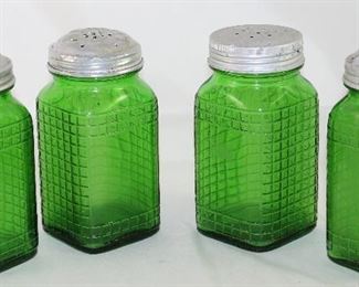 Owens-Illinois Glass Co. Depression Era Forest Green Waffle Pattern Square Spice Jars (4) with Aluminum Lids