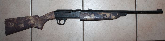 Model 840 “Grizzly” Mossy Oak Camo Pump Air Rifle