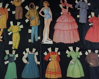 Vintage Paper Dolls Made in USA with Clothes: "Ginny"