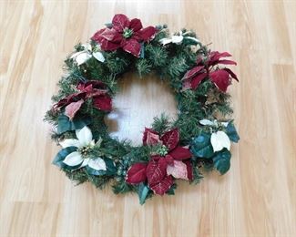 Beautiful lighted wreath $10