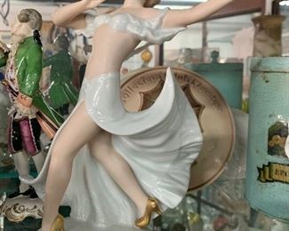 $49 Vintage Deco Figurine Statue
