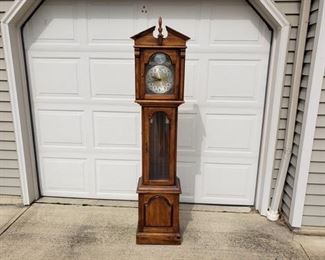 Ridgeway Grandfather Clock