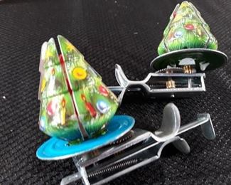Vintage Christmas Spinners