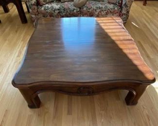 Heritage coffee table 350