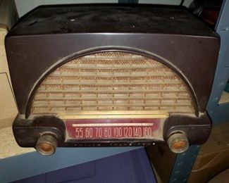 Vintage Radio - $25