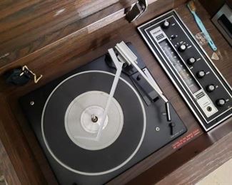 Telex Turntable