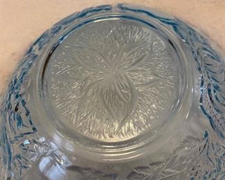Vintage Indiana Glass Ice Blue Bowl $10