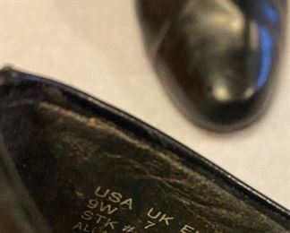 Black Flat Slip On Women's Shoes Leather Size 9W $10