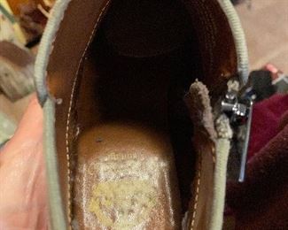 Low Cut Side Zipper Leather Women's Boots Gently Used $10