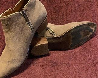 Low Cut Side Zipper Leather Women's Boots Gently Used $10