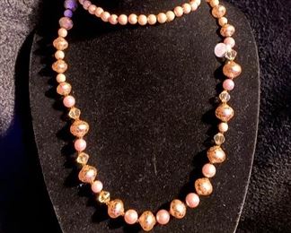 Costume Jewelry Beaded Necklace $8