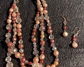 Costume Jewelry Turquoise Colored Necklace with Earrings $18