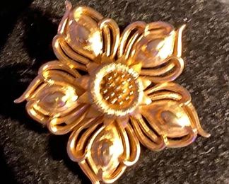 Costume Jewelry Vintage Floral Broach $12