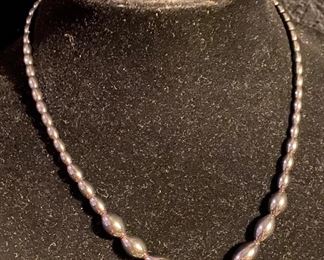 Costume Jewelry Polished Black Beads Metal Like Necklace $12