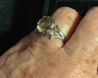 Costume Jewelry Ladies Light Colored Smokey Topaz Sterling 925 Ring $60