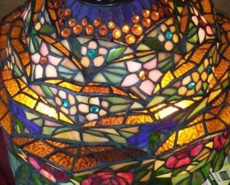 Stained glass lamp Large no marks  !!! $300