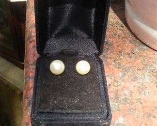 Large Made in England  14kt  gold Pearl earrings $95