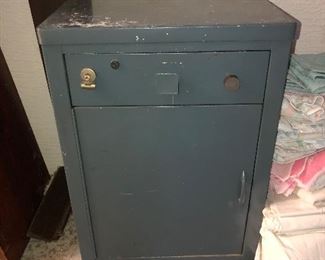#92 SMALL METAL CABINET $20