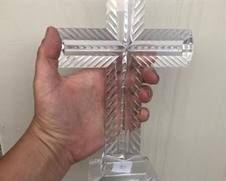 #11
Glass Cross 
$25.00