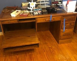 #35
Large solid oak desk with matching conference table 
$150