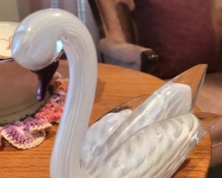 #60
Vintage murano swan 
50.00
