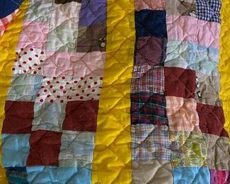 Queen size hand made quilt 
70.00