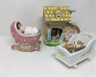 Ashton Drake Doll Music Boxes & more https://ctbids.com/#!/description/share/370743