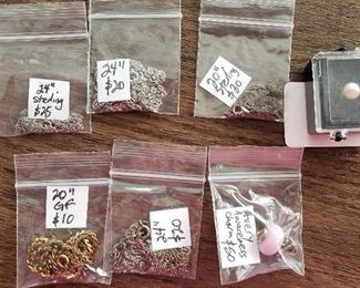 please see notes on each package.  14K pearl stud