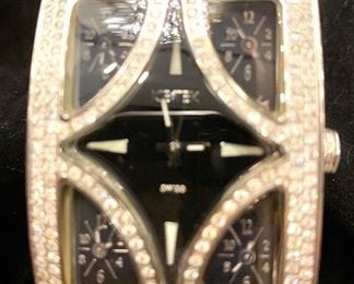 Diamond Watch. Unisex.