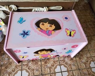 VINTAGE TOY BOX WITH TOYS INSIDE 