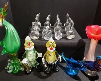 Glass Figurines https://ctbids.com/#!/description/share/371914