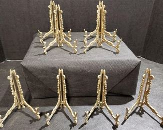 Ornate Brass Plate Stands https://ctbids.com/#!/description/share/371944