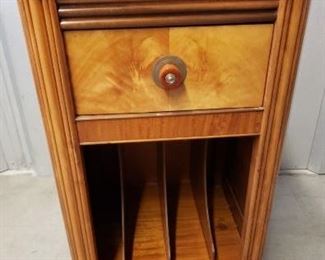 Art Deco Night Stand https://ctbids.com/#!/description/share/371949