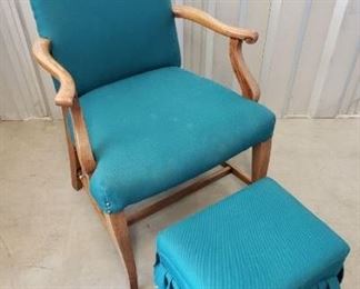 Chair and Foot Stool https://ctbids.com/#!/description/share/371951