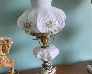 Antique lamp
Fenton Glass Lamp Student
Violets in Snow
$220