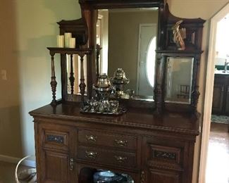 Antique buffet/sideboard/server
$300