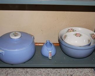 Set of Vintage Hull Dishes $65
