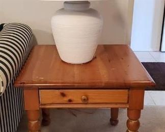 Pine End Table with Drawer and Pottery Base Table Lamp.